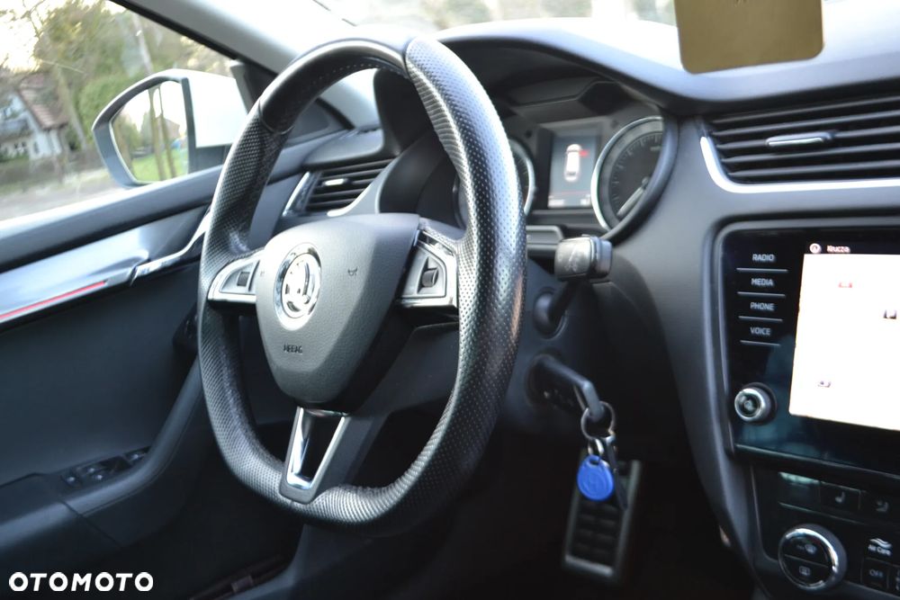 Skoda Octavia 2.0 TDI 4x4 Style DSG - 24