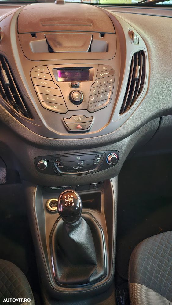 Ford Tourneo Courier 1.0 EcoBoost Trend - 7