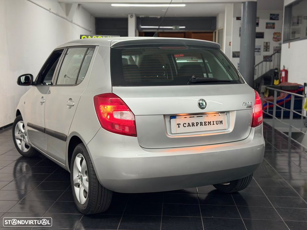 Skoda Fabia 1.2 HTP Sport - 6