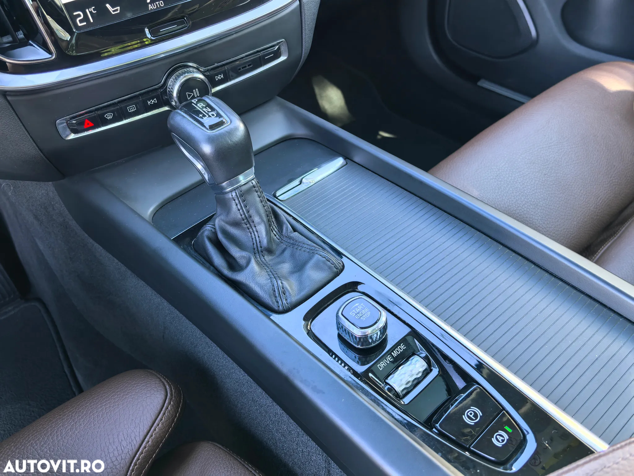 Volvo V60 D3 Geartronic Momentum Pro - 17