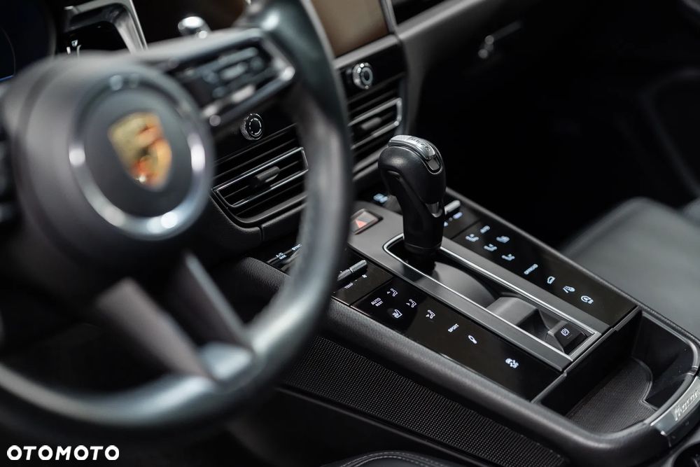 Porsche Macan S - 28