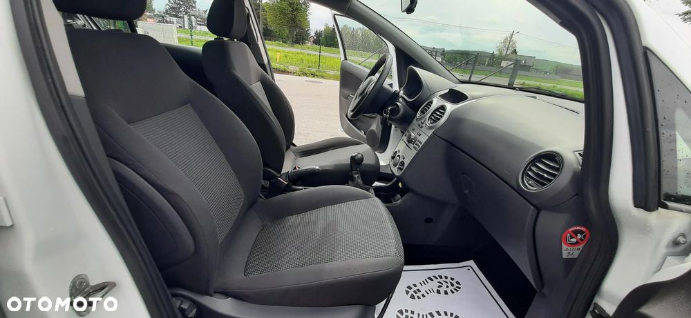Opel Corsa - 36