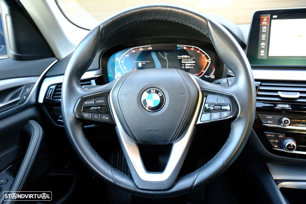 BMW 520 d Auto - 17