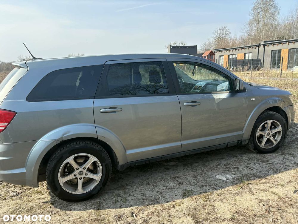 Dodge Journey - 10