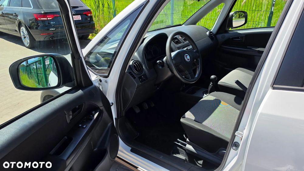 Fiat Sedici 1.6 16V 4x2 Easy - 11