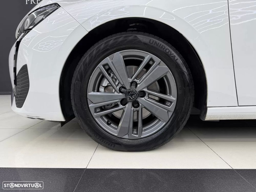 Peugeot 308 BlueHDi 130 EAT8 Active Pack — fotografia 18