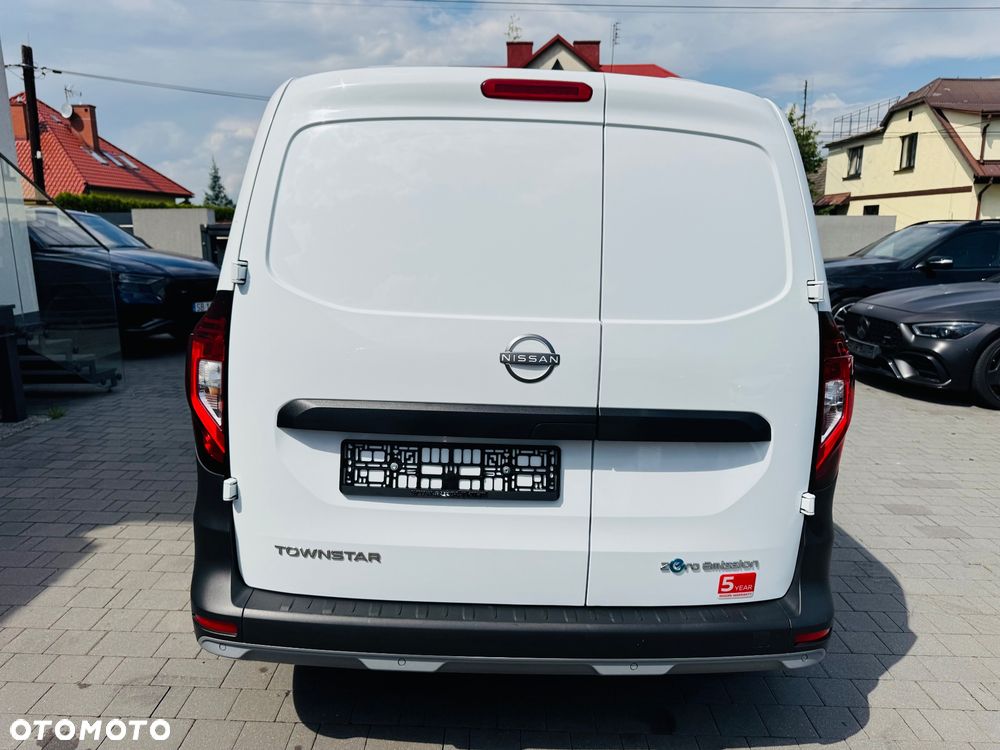 Nissan Townstar EV - 11