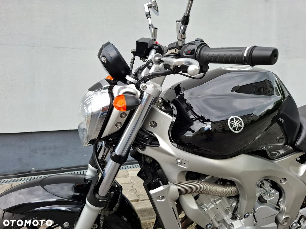 Yamaha FZ6 - 22