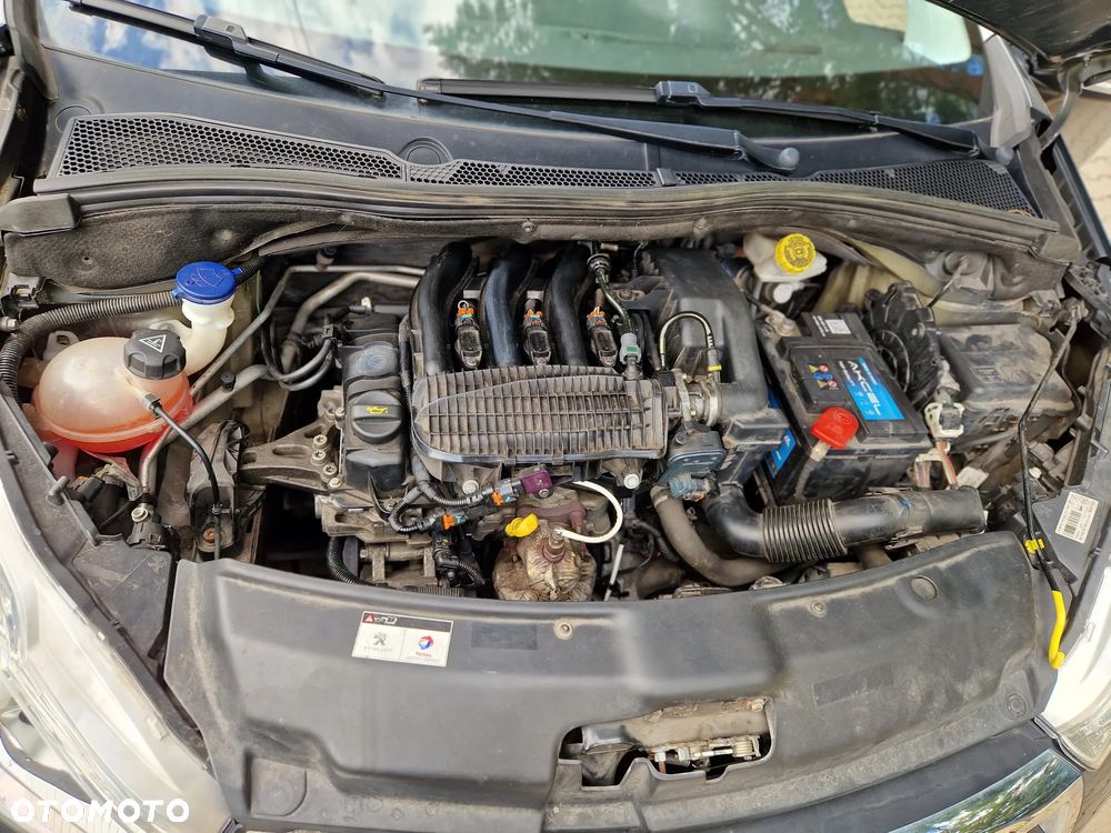 Peugeot 208 1.2 PureTech Style - 15