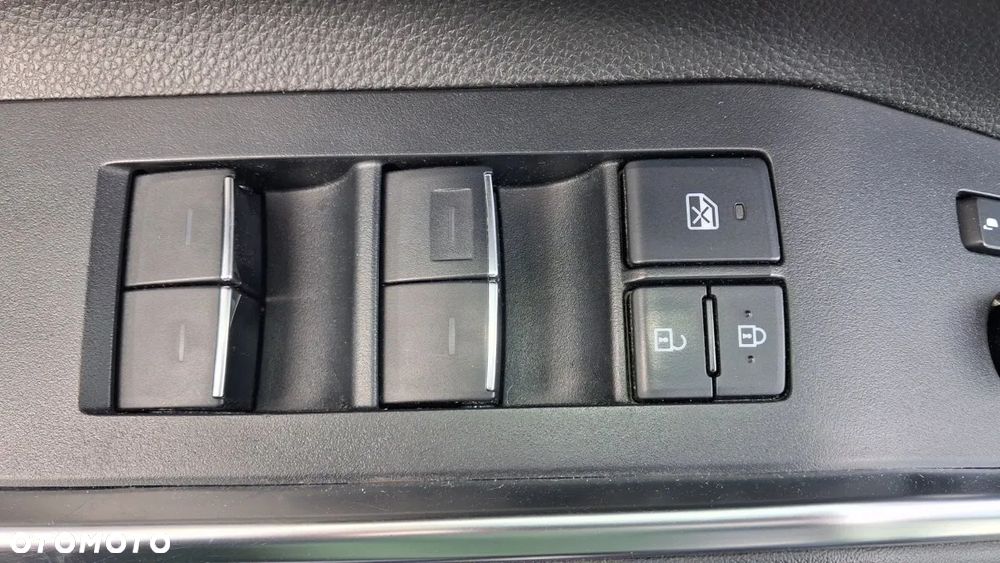 Toyota Highlander 2.5 Hybrid Executive - 25