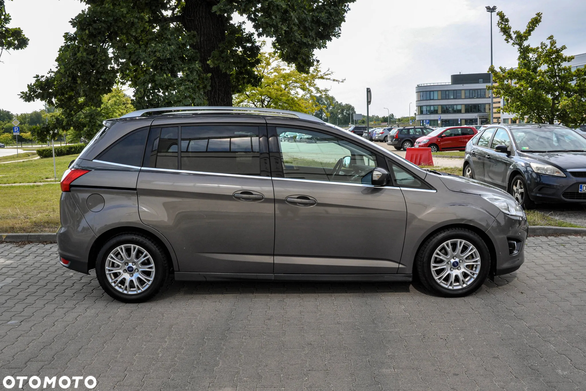 Ford Grand C-MAX - 5