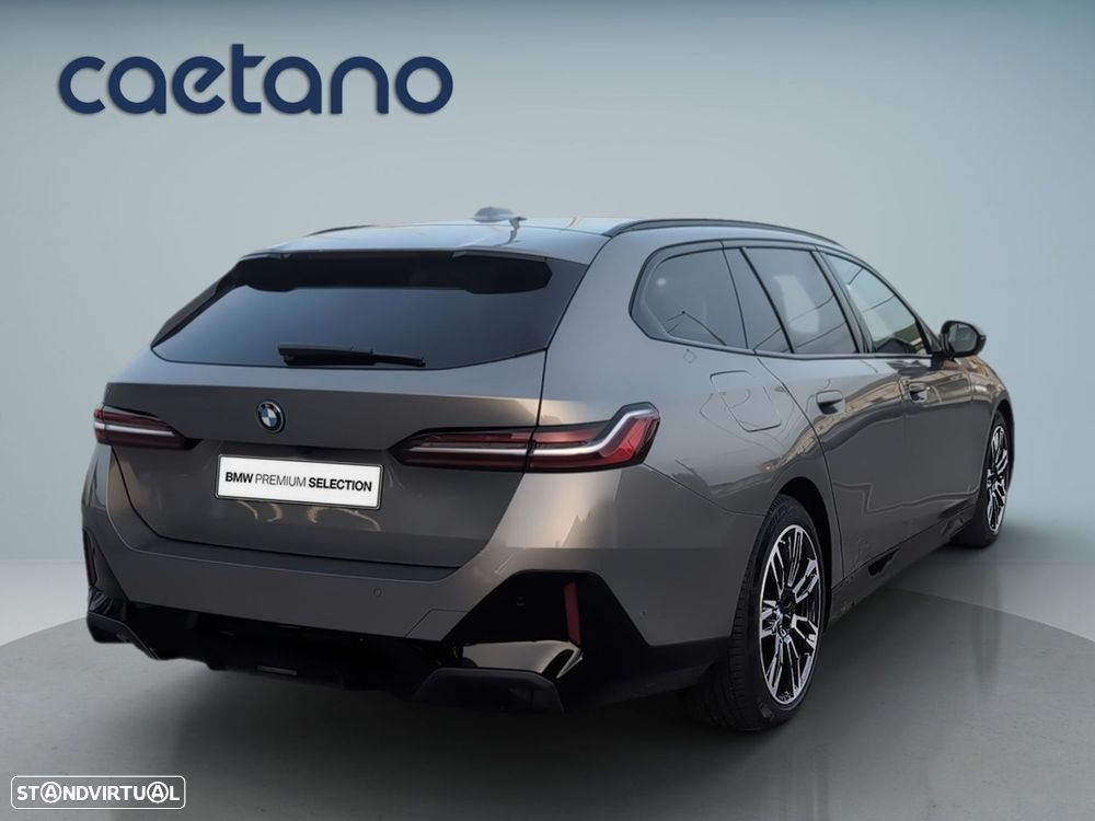 BMW 530 e Pack Desportivo M - 8