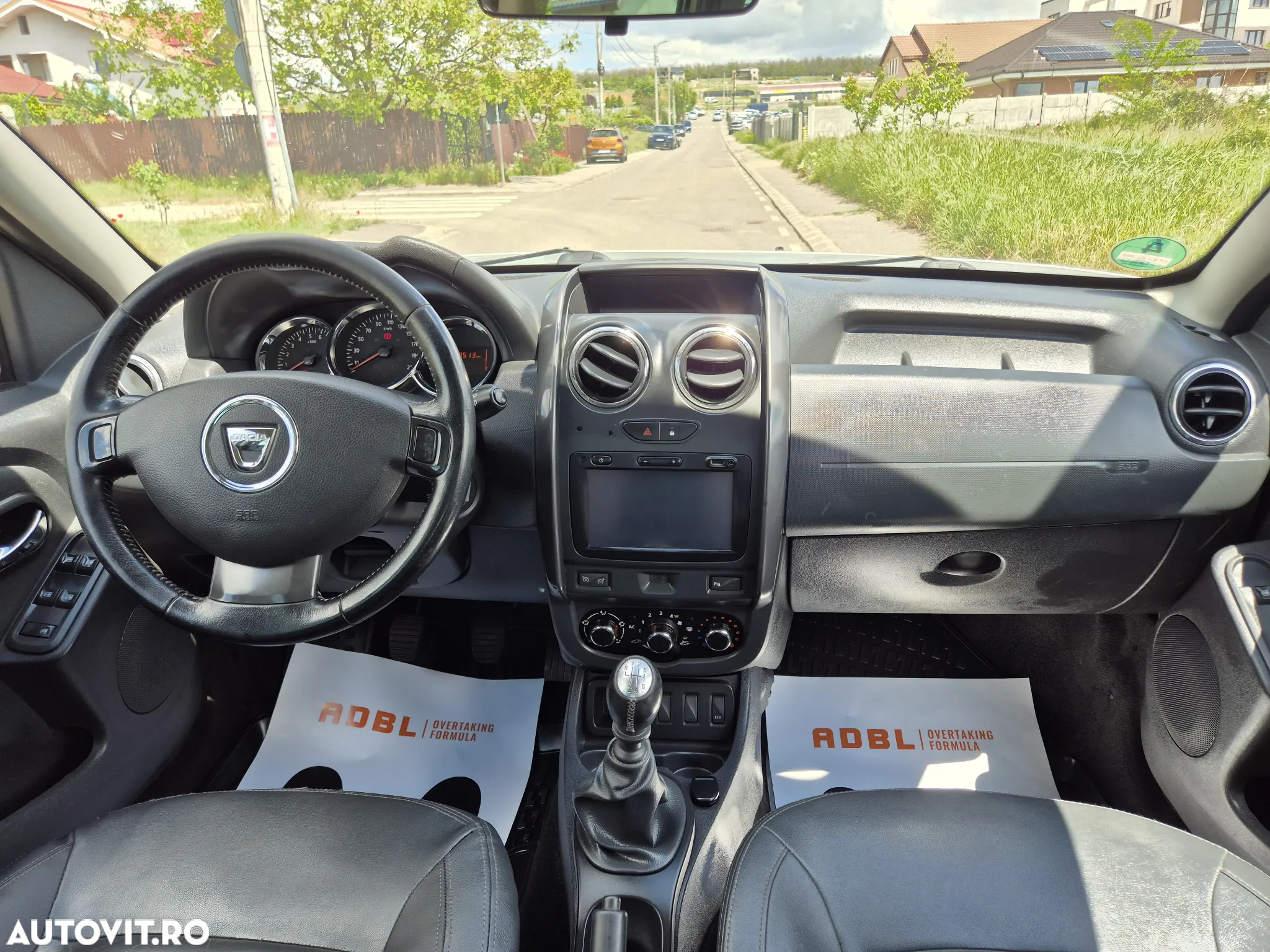 Dacia Duster 1.5 dCi 4x2 Laureate - 6