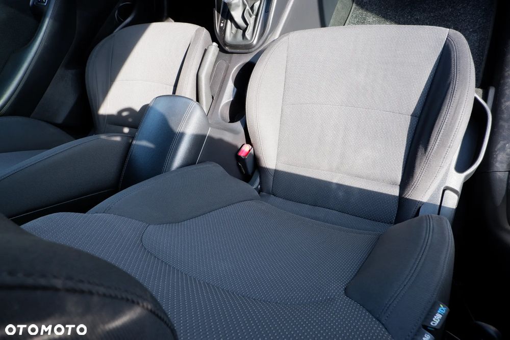 Kia Carens 1.7 CRDi XL - 8