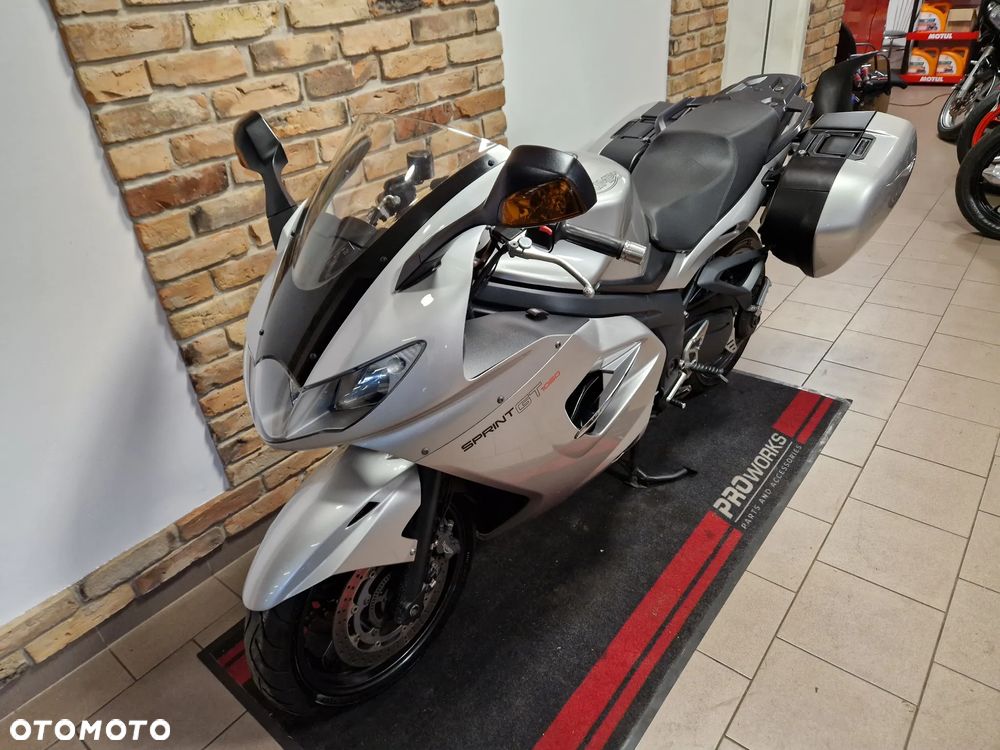 Triumph Sprint - 25