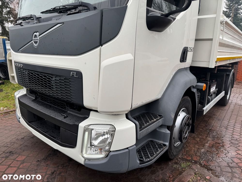 Volvo FL 250 Wywrotka 3 Stronna - 23