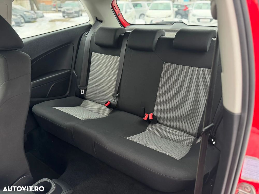 Volkswagen Polo - 33