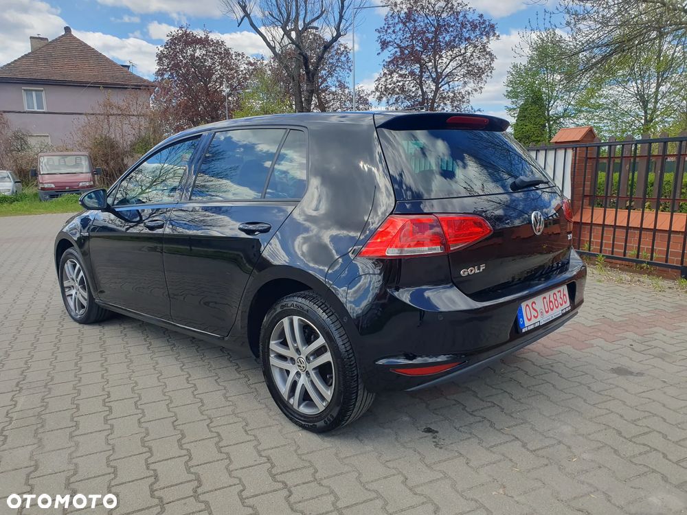 Volkswagen Golf 1.2 TSI BMT Trendline Perfectline - 5