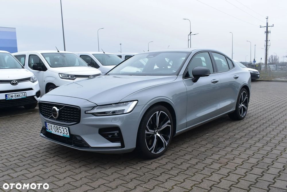 Volvo S60 B5 B AWD Ultimate Dark - 3