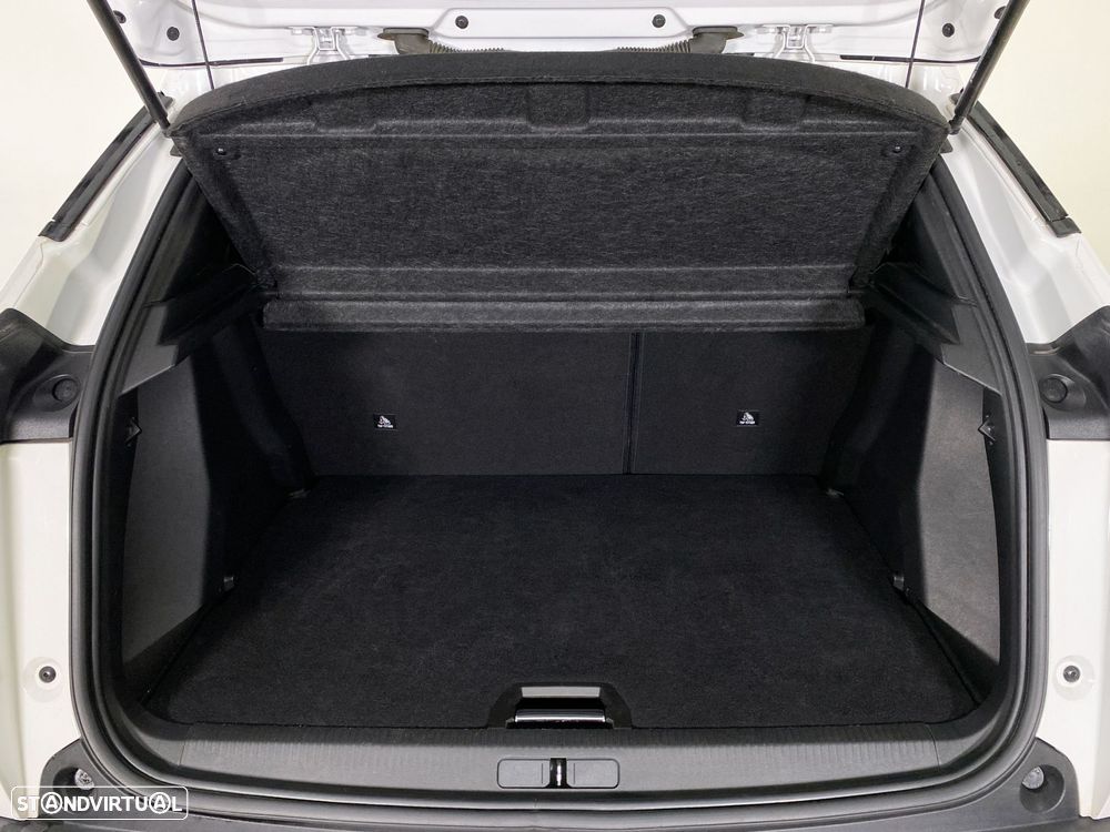 Peugeot 2008 1.2 PureTech Allure Pack EAT8 - 7