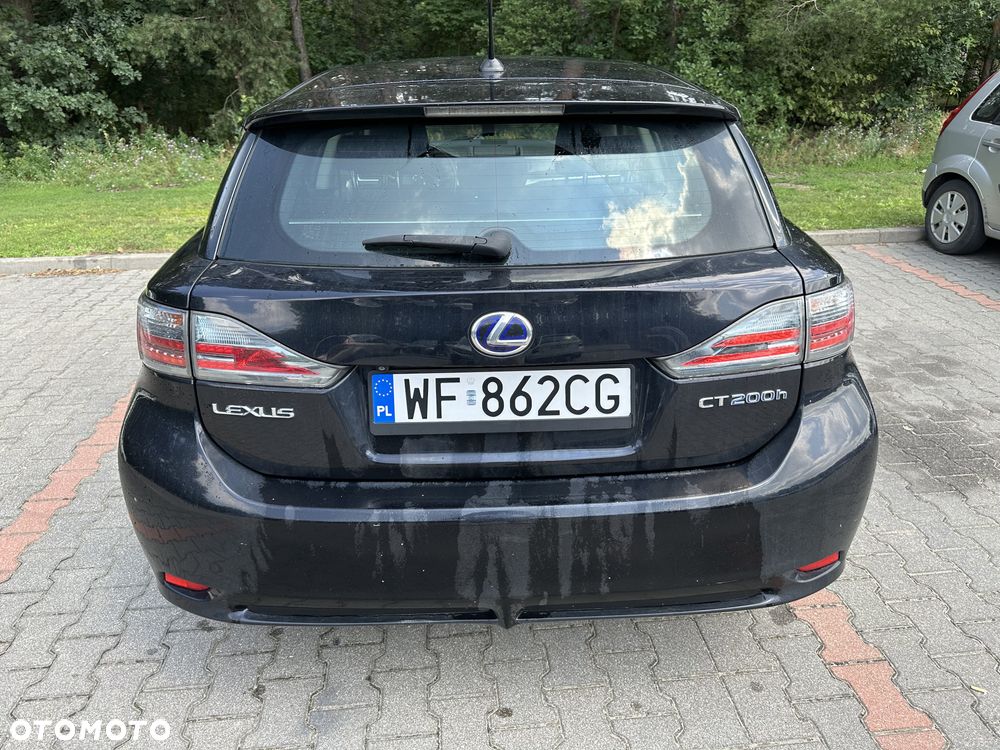 Lexus CT - 3