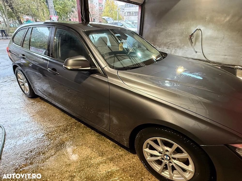 BMW Seria 3 320d EfficientDynamics Edition - 10