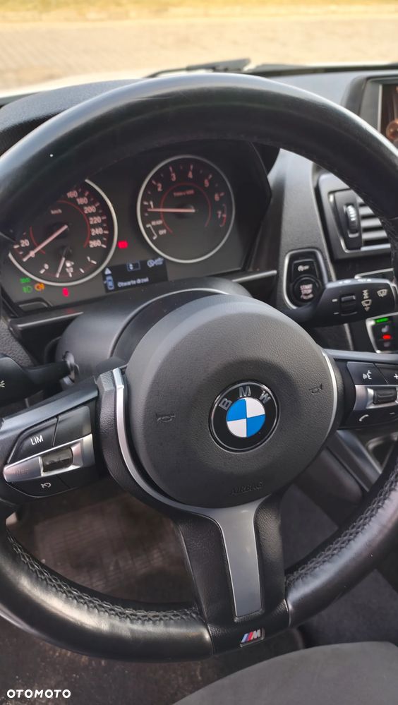 BMW Seria 1 118i M Sport - 8