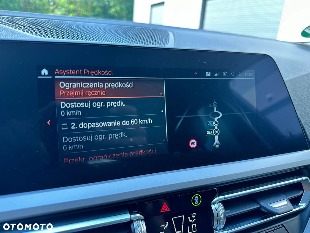 BMW Seria 3 320d xDrive MHEV Sport Line - 31