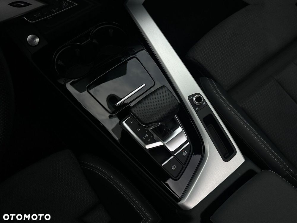 Audi A4 Avant 45 TFSI mHEV Quattro S Line S tronic - 25