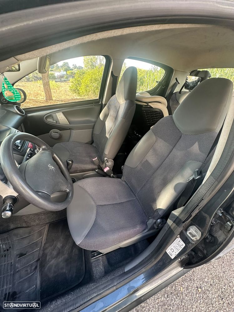 Peugeot 107 1.0 Urban - 7