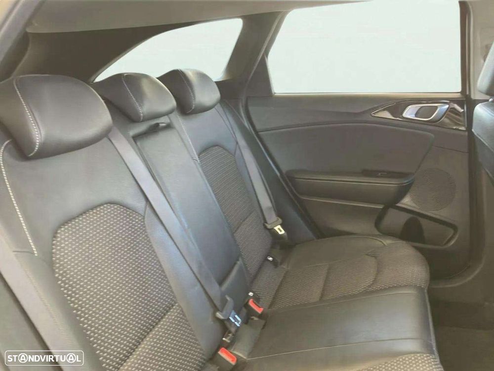 Kia Ceed SW 1.0 T-GDI Sport - 15