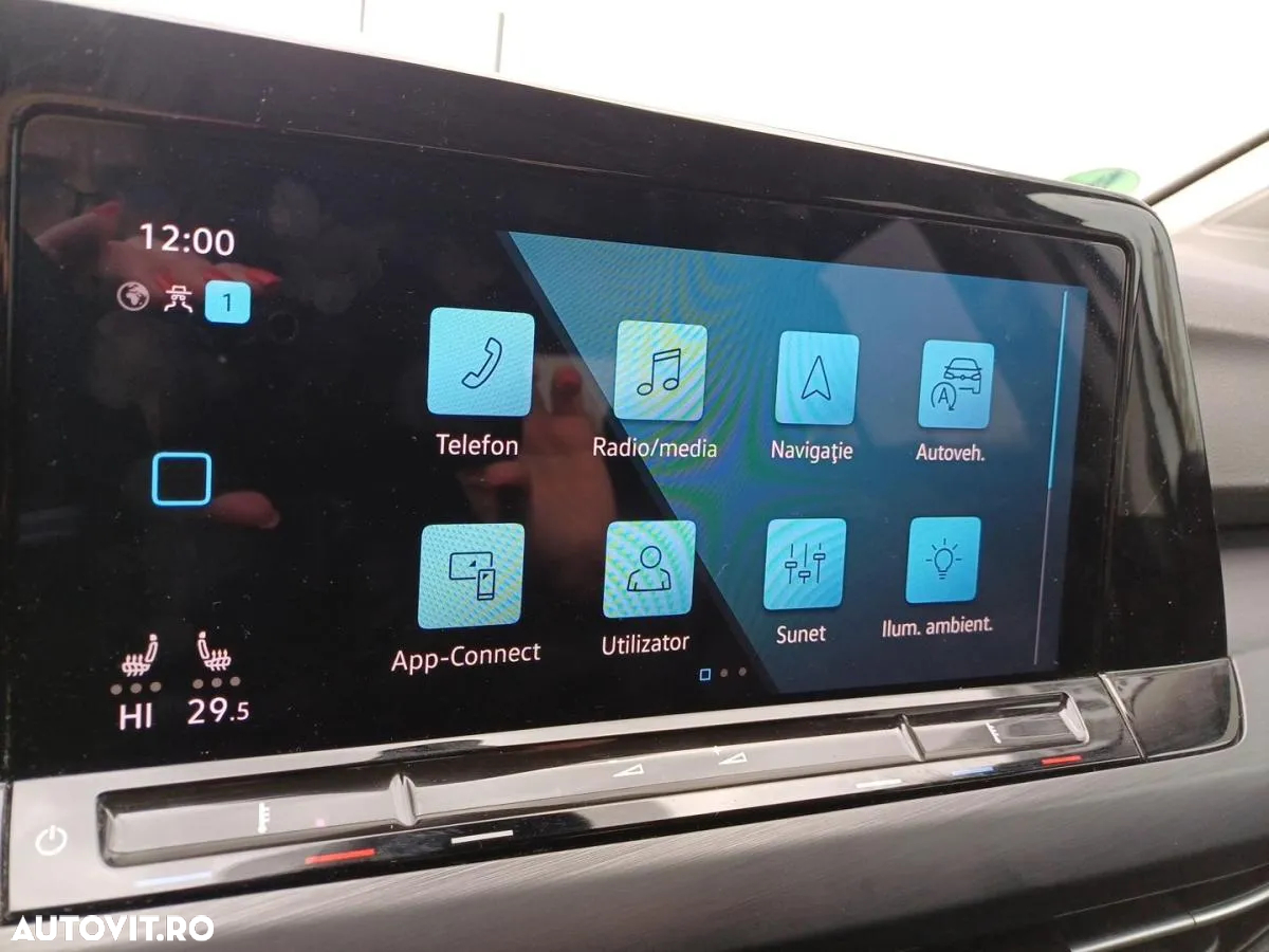 Volkswagen Golf 1.5 eTSI OPF DSG Style - 16