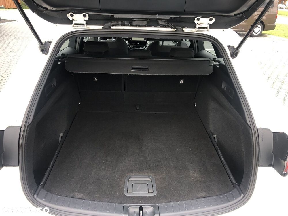 Toyota Corolla 1.8 Hybrid Comfort - 17