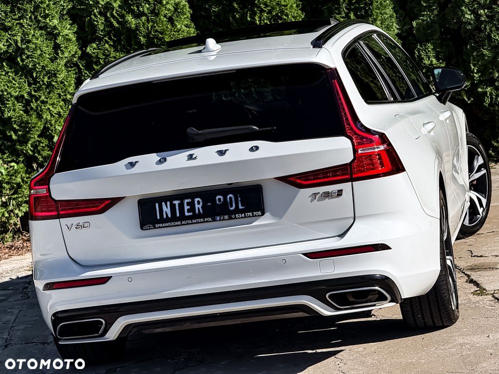 Volvo V60 T8 AWD Recharge Geartronic RDesign - 16