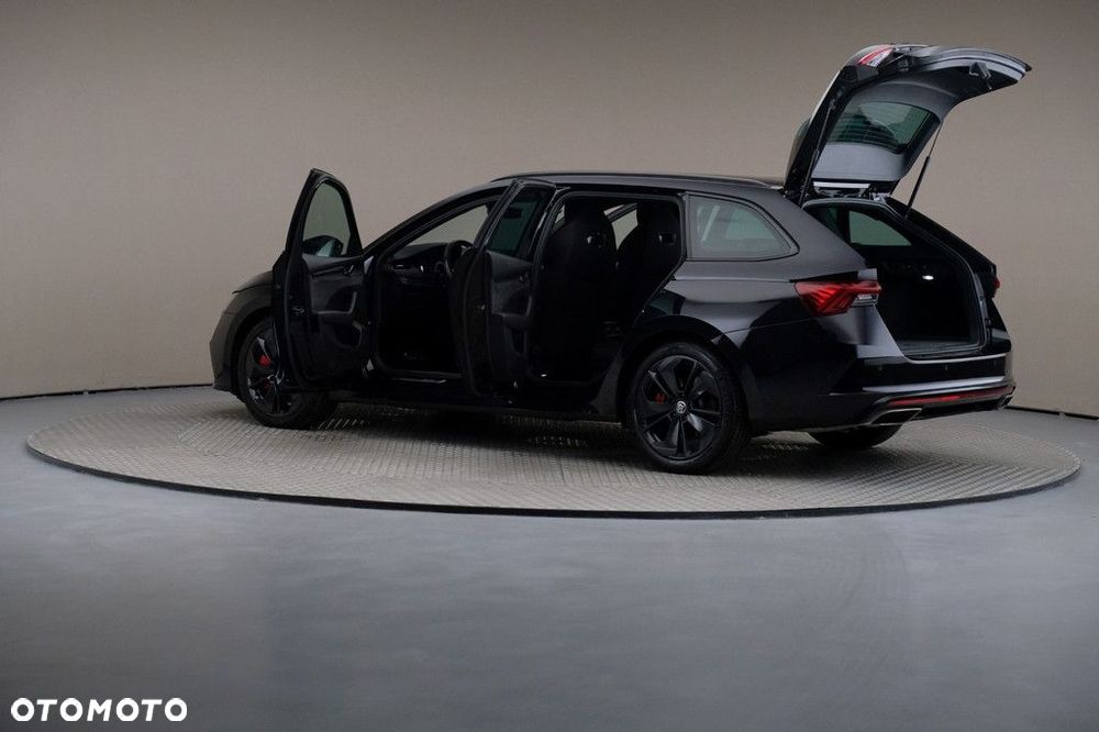 Skoda Octavia 2.0 TSI RS DSG - 7