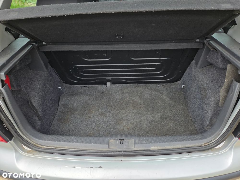 Volkswagen Polo 1.4 TDI Basis - 5