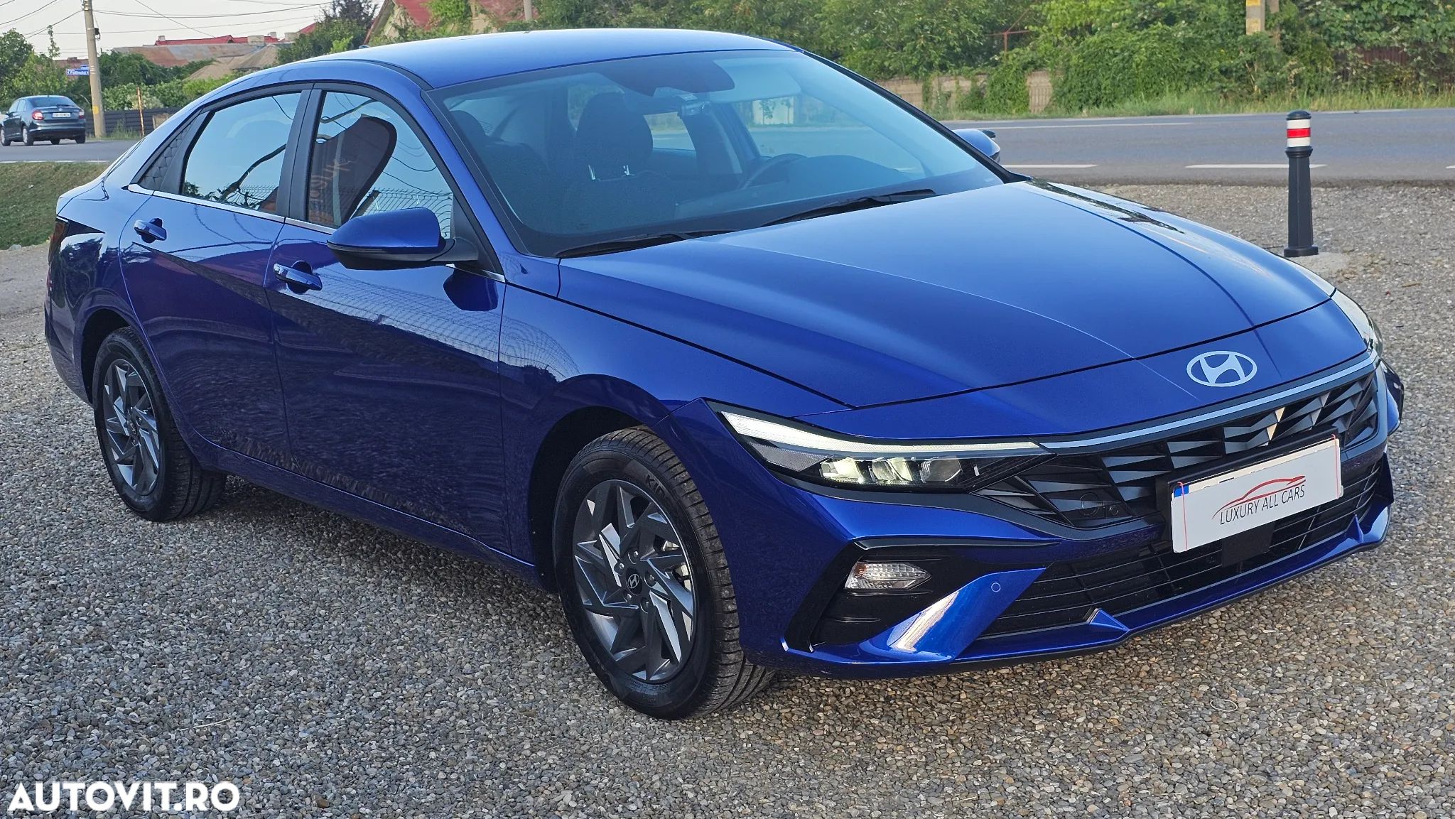 Hyundai Elantra 1.6 l 123 CP CVT Highway - 1