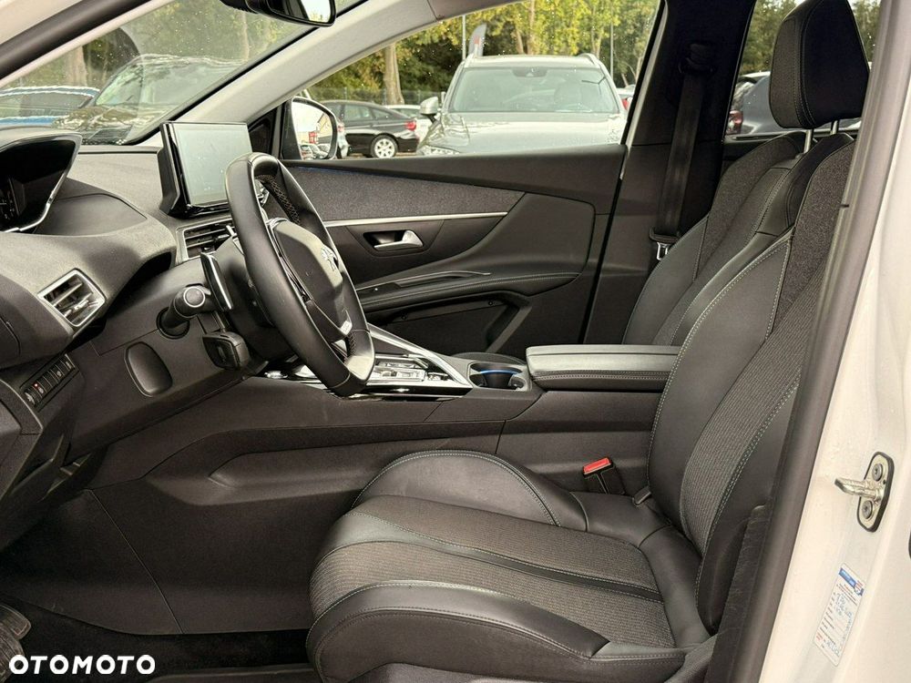 Peugeot 5008 - 13
