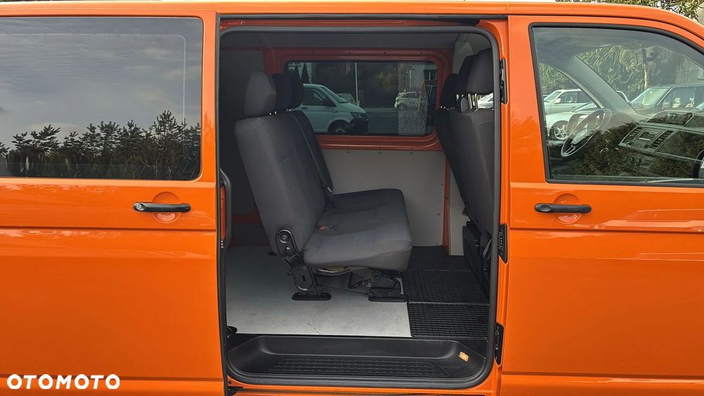Volkswagen Transporter - 23