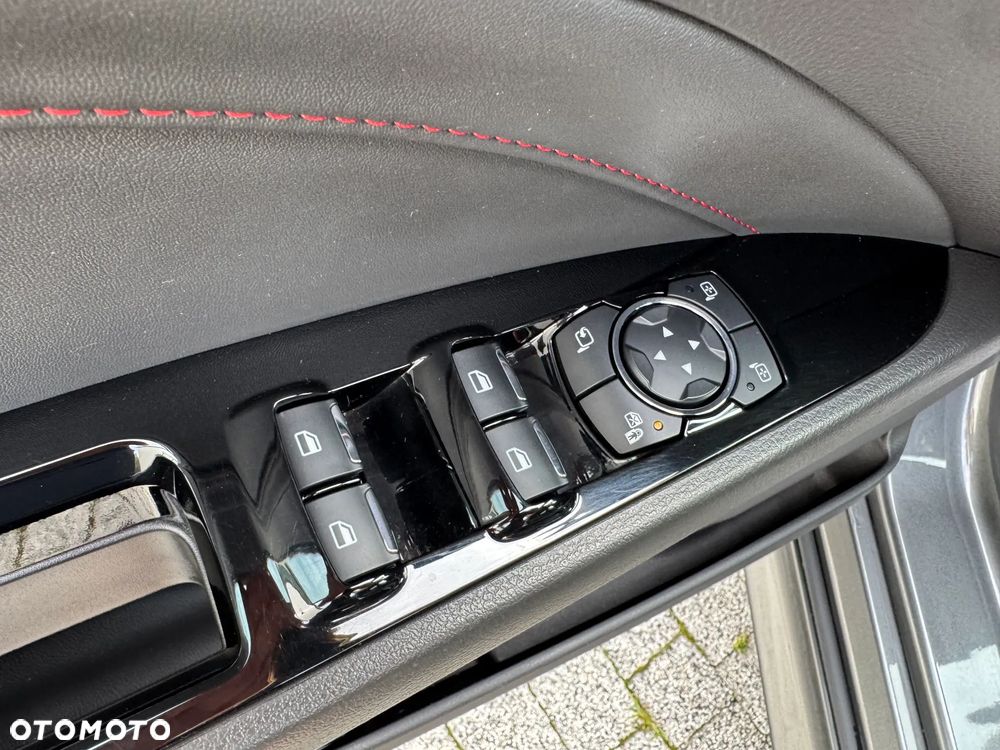 Ford Mondeo 2.0 TDCi ST-Line PowerShift - 27
