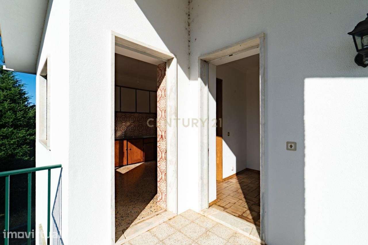 Apartamento T2 - Arrendamento - Grande imagem: 2/30
