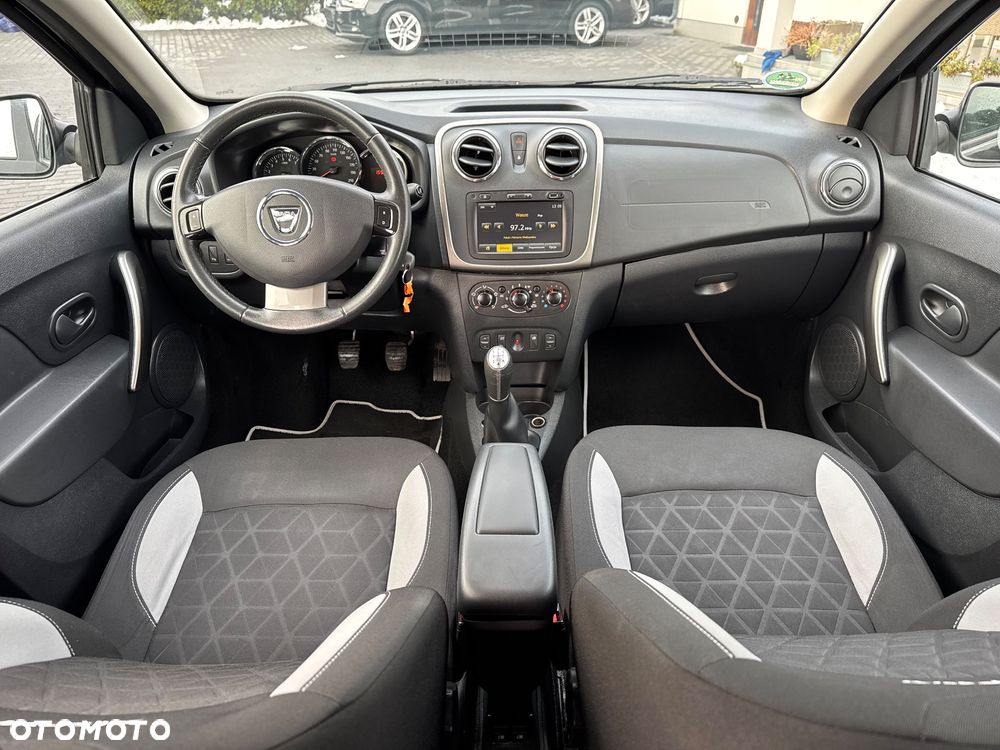 Dacia Sandero Stepway - 10