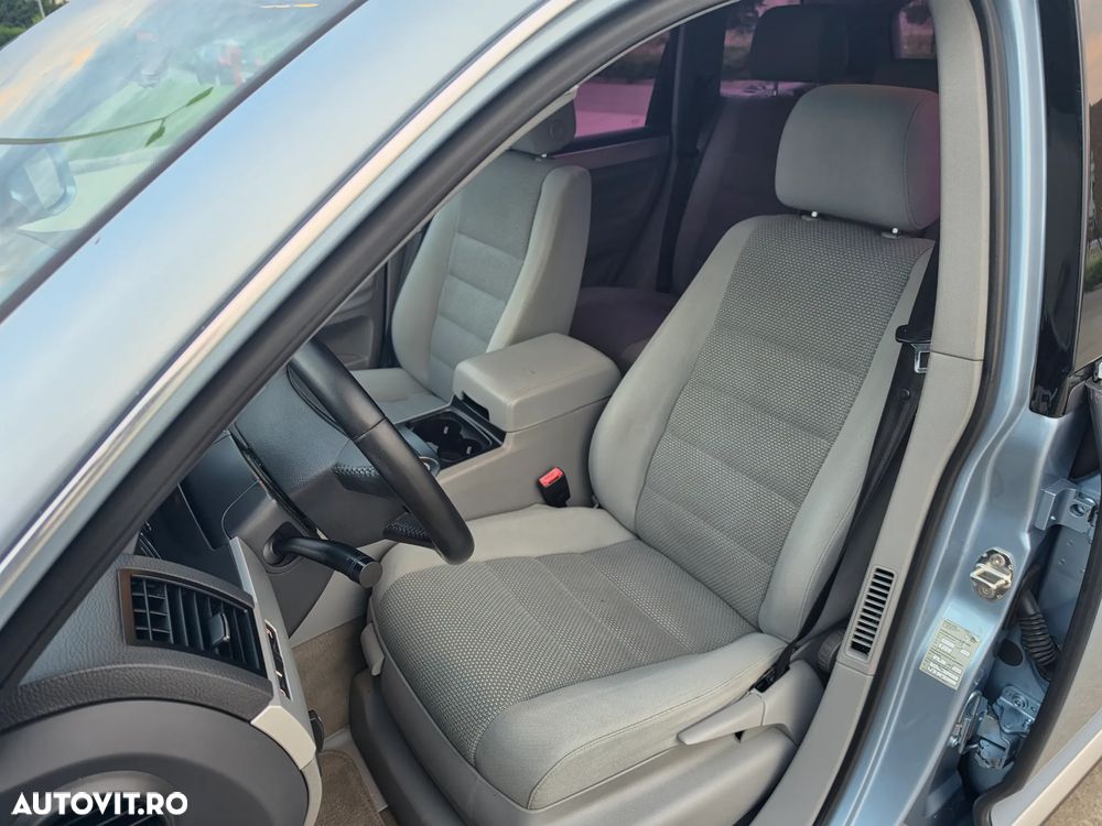 Volkswagen Touareg - 24