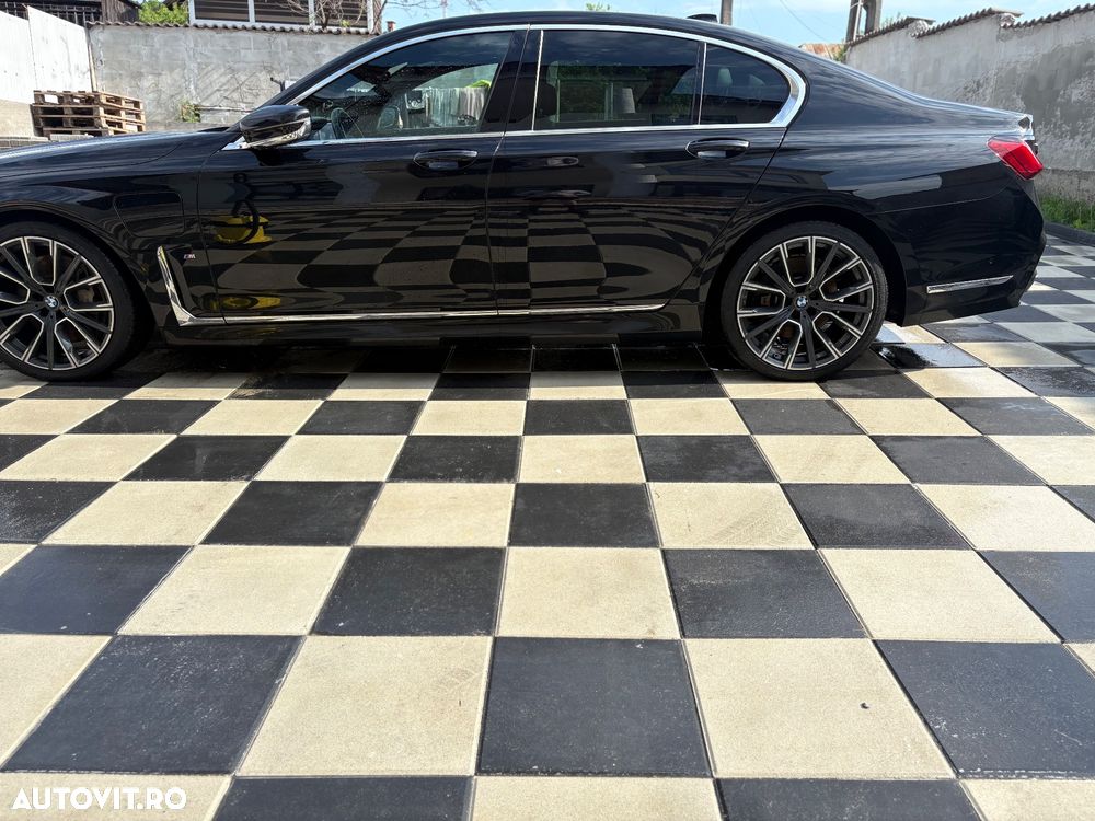 BMW Seria 7 745e AT PHEV - 9