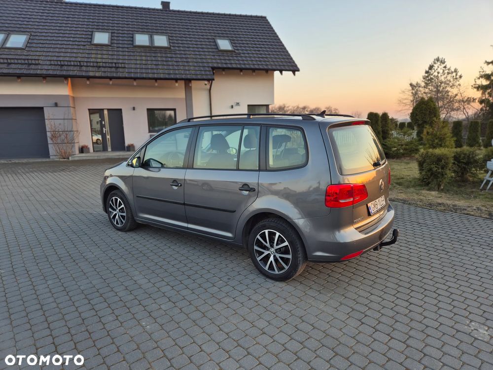 Volkswagen Touran 1.6 TDI DPF BlueMotion Technology DSG Comfortline - 27