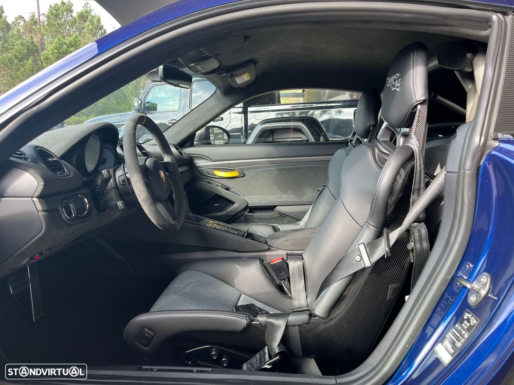 Porsche 718 Cayman GT4 RS - 19