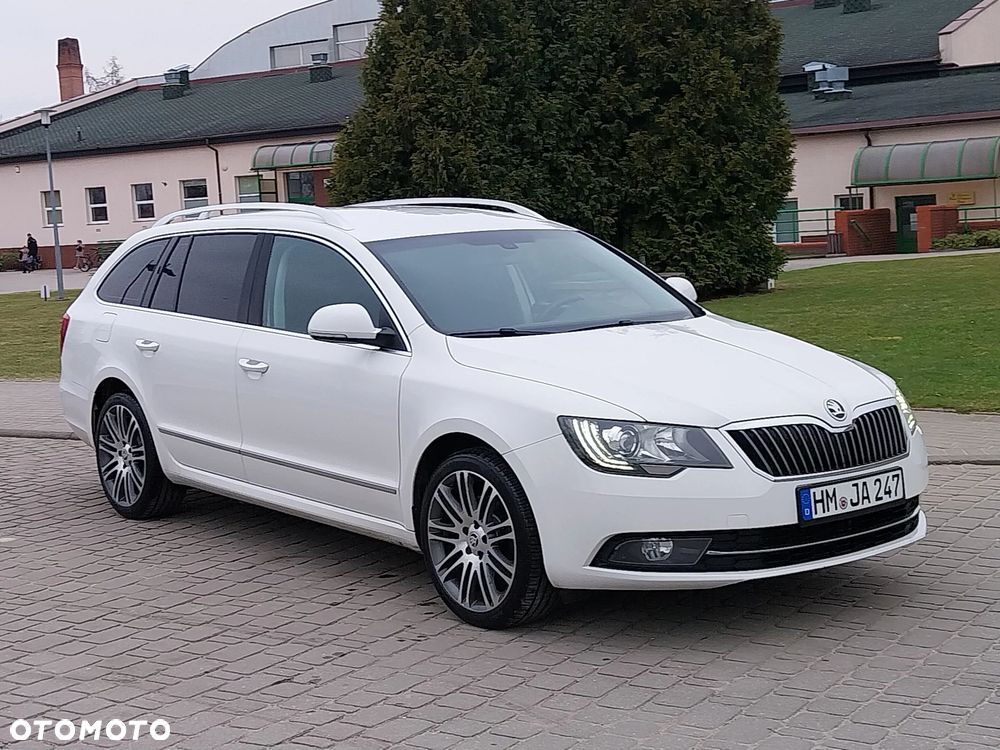 Skoda Superb 2.0 TDI DSG Exclusive - 7
