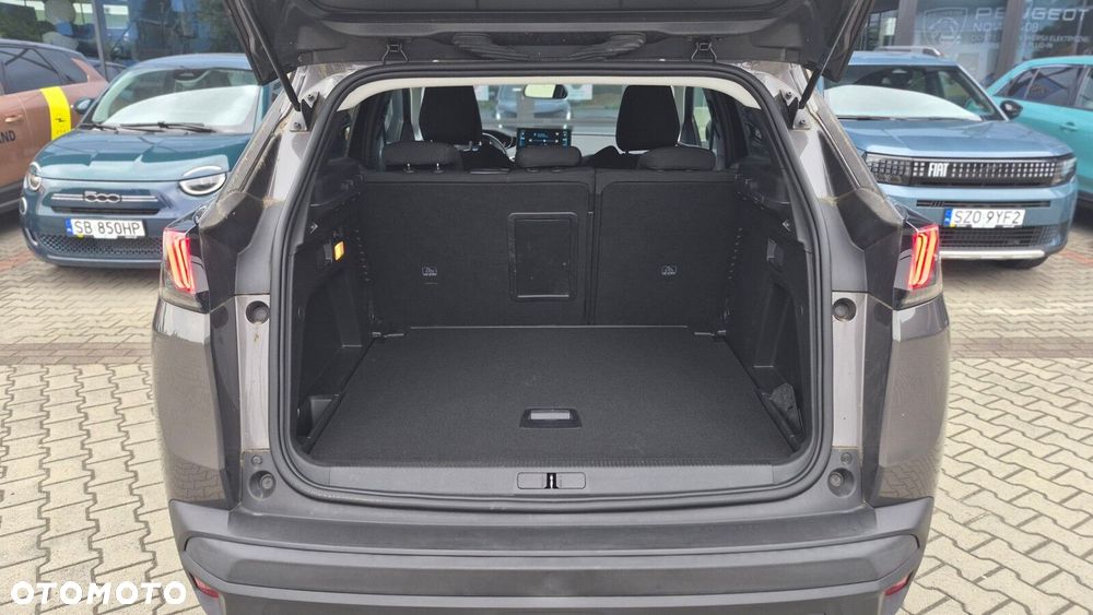 Peugeot 3008 1.2 PureTech Active Pack S&S EAT8 - 16