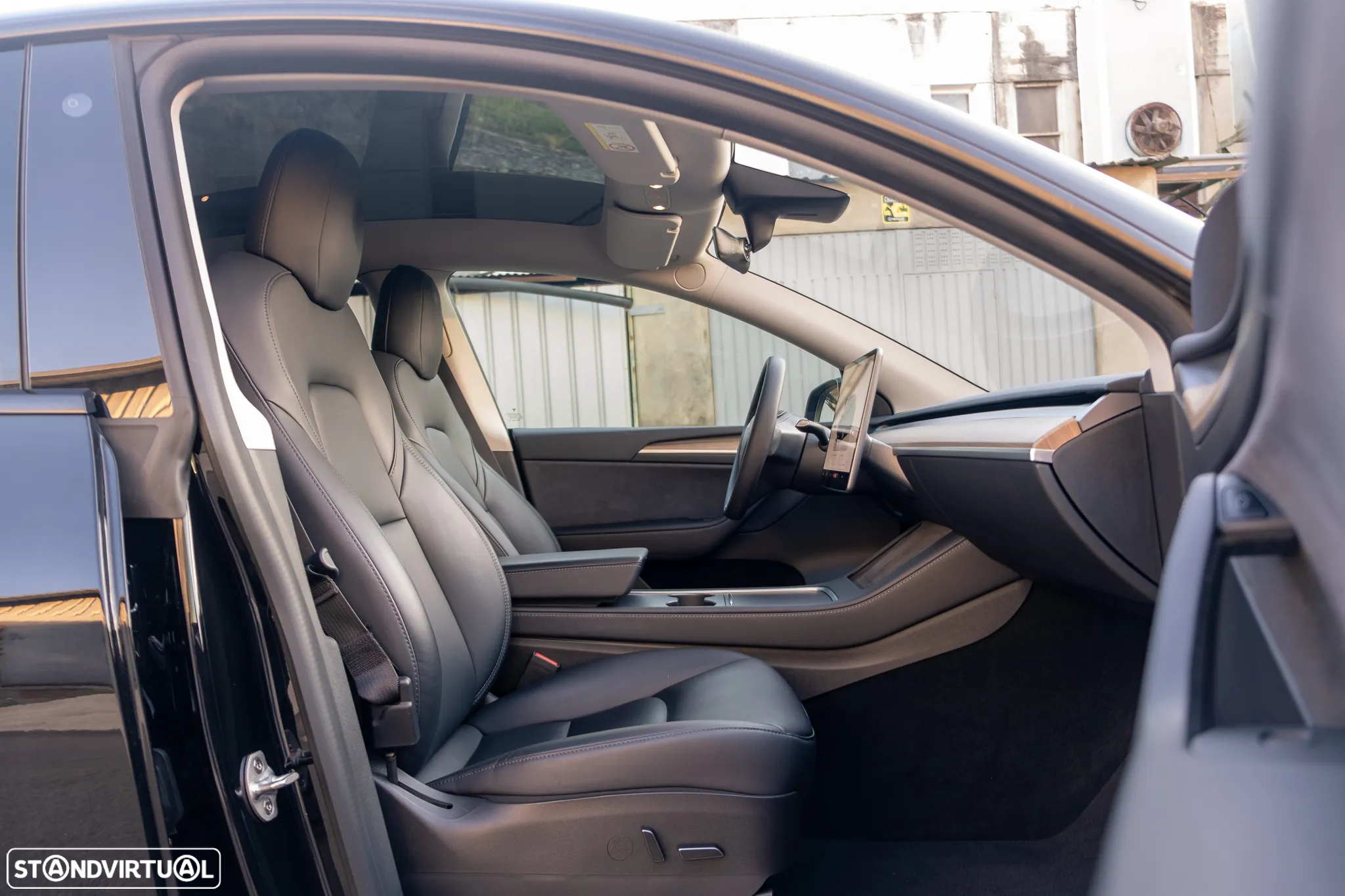 Tesla Model Y Long Range Tração Integral - 39
