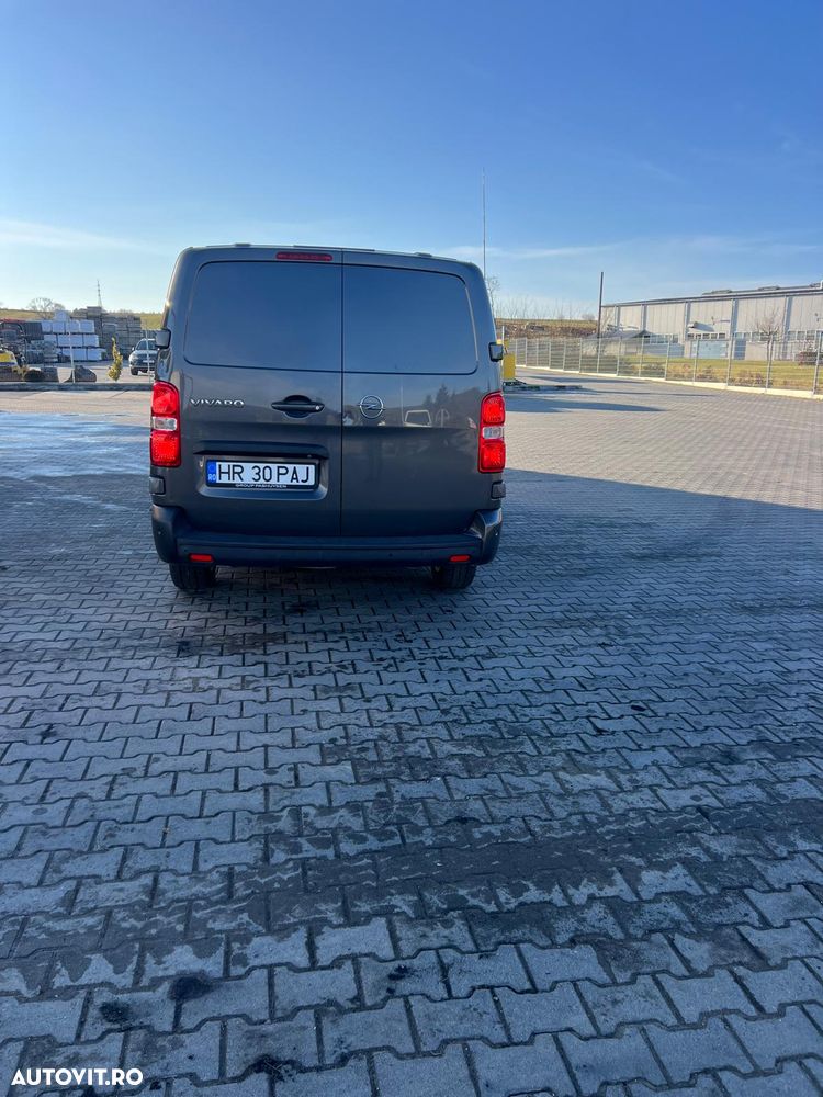 Opel Vivaro - 2